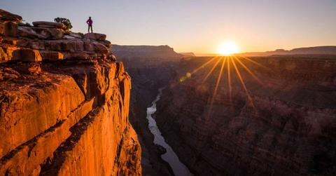 Picturesque view of the Grand Canyon in Arizona, southwestern US (Representative Cover Image Source: Getty Images | Putt Sakdhnagooi)
