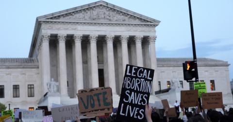 Oklahoma governor bans abortions