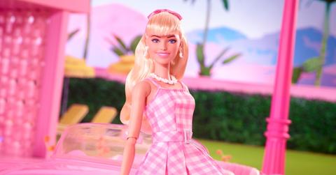 A Barbie doll designed to look like Margoe Robbie's Barbie.