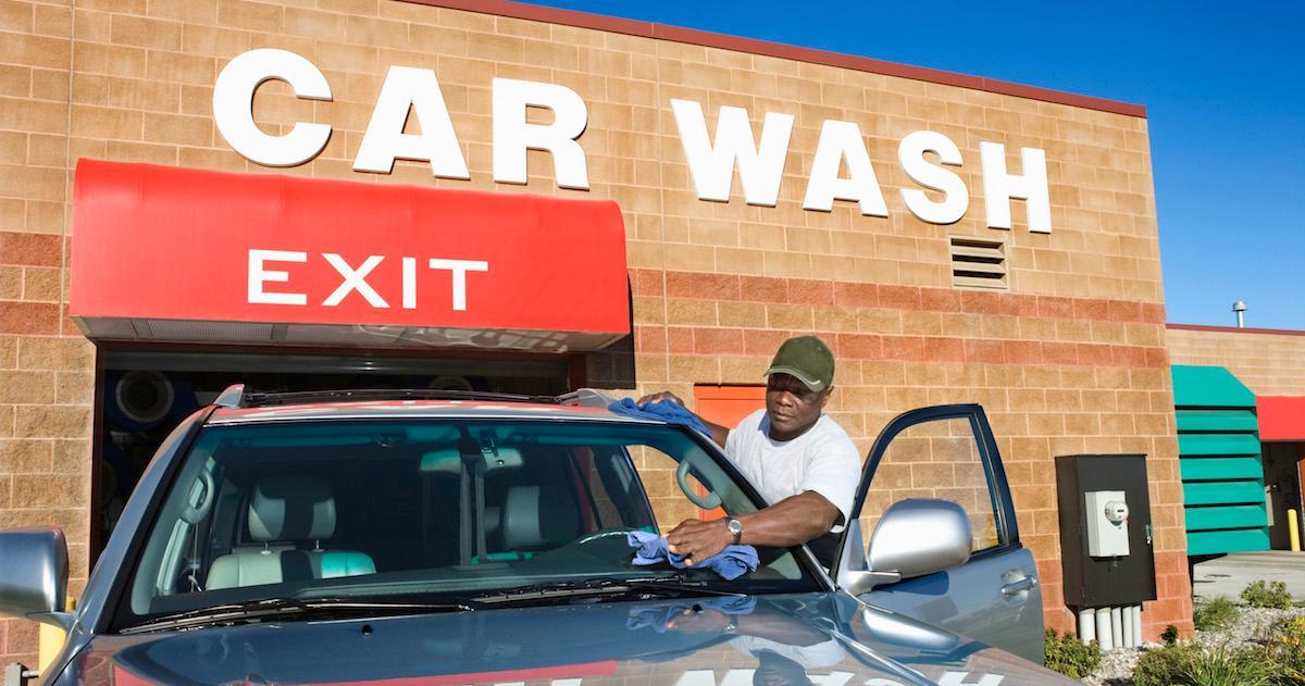 car wash by hand more sustainable than car wash