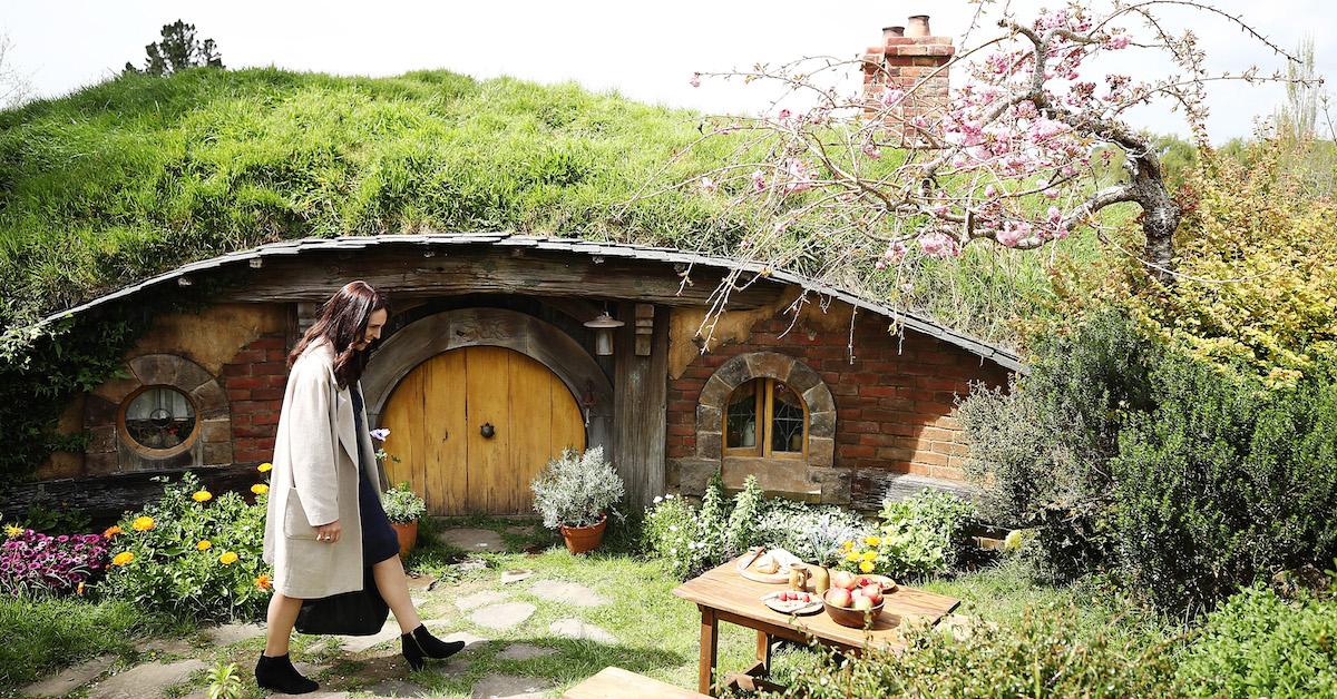 "Real" hobbit home in New Zealand