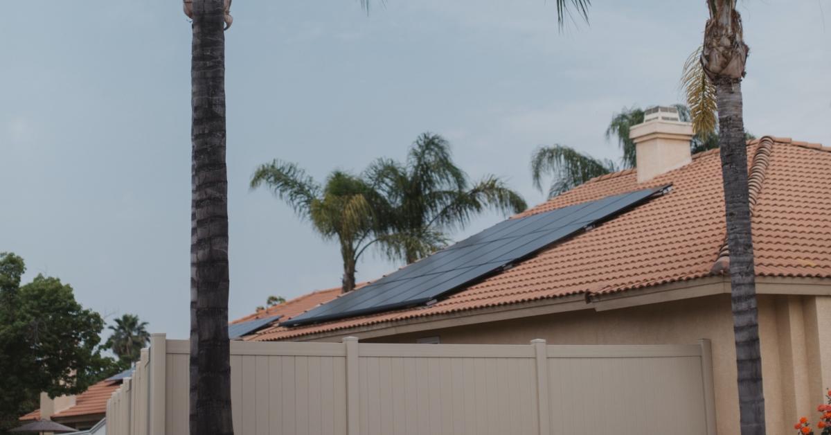 How To Clean Solar Panels To Reduce Energy Costs - Bob Vila