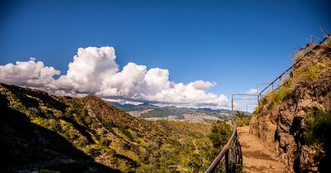 A photo of the start to the Diamond Head Crater trail in Oahu.