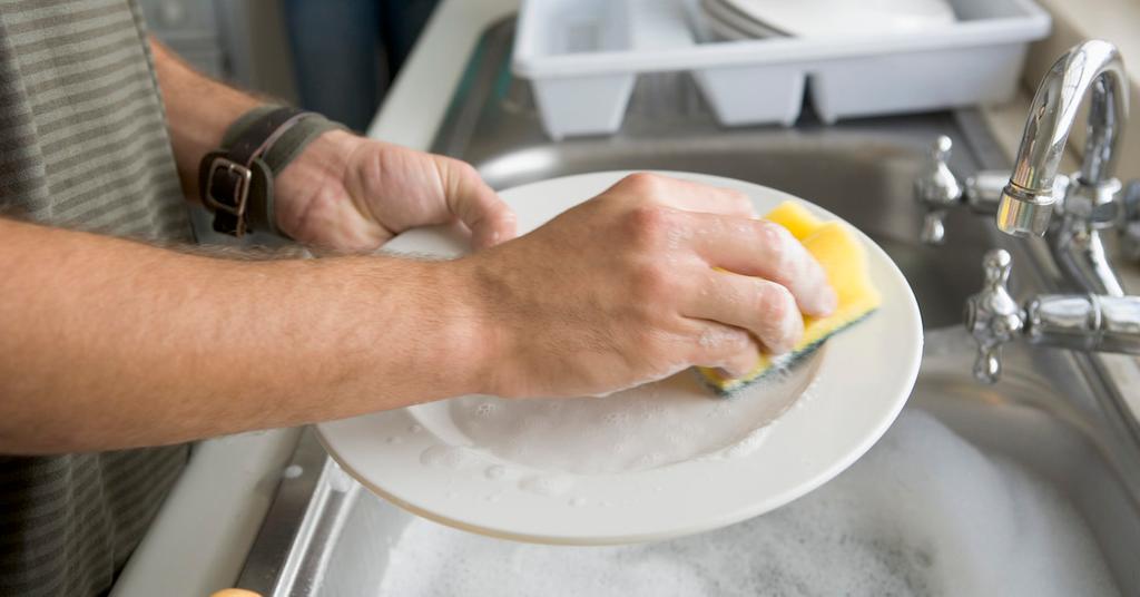 Best Dish Soap for Sensitive Skin Vegan, EWG Verified, and Eco Brands