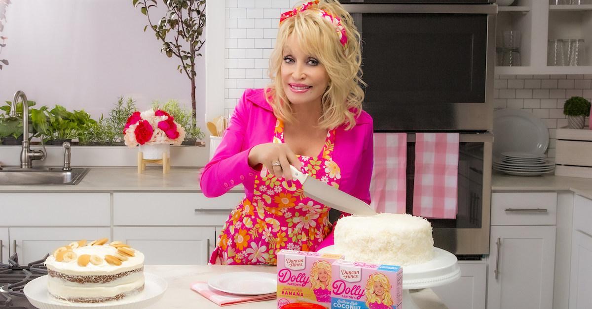 Dolly Parton Baking