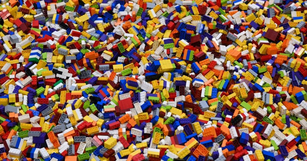 Lego Backs Out on Plans for Recycled Plastic Bricks