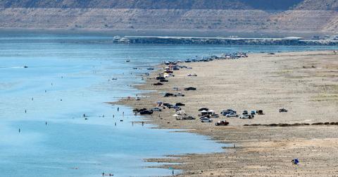 The dried up shoreline of Lake Mead.