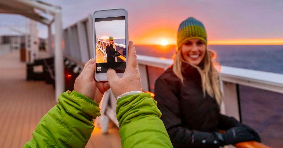 Travelers clicking selfie in Antarctica (Representative Cover Image Source: Getty Images | Andrew Peacock)