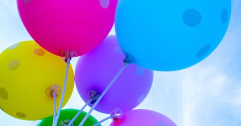 Single-Use Plastic Balloon Sticks U.K.