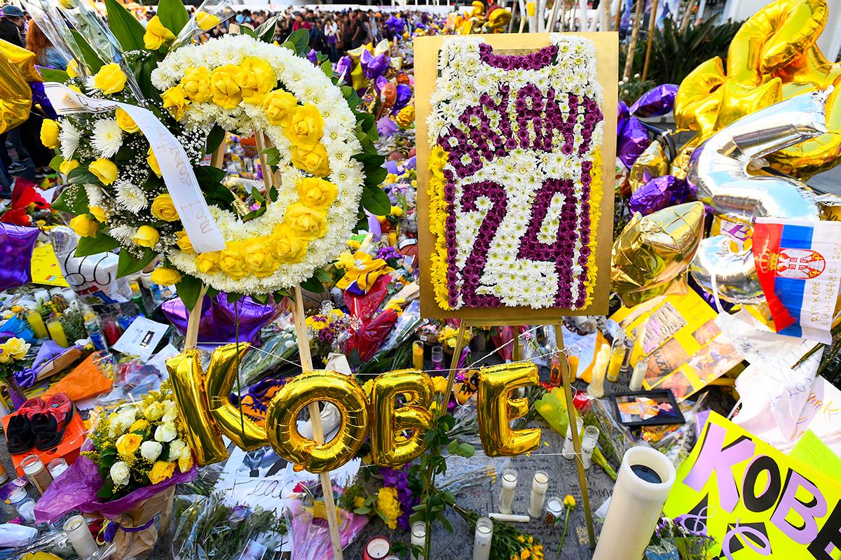 kobe bryant memorial staples center