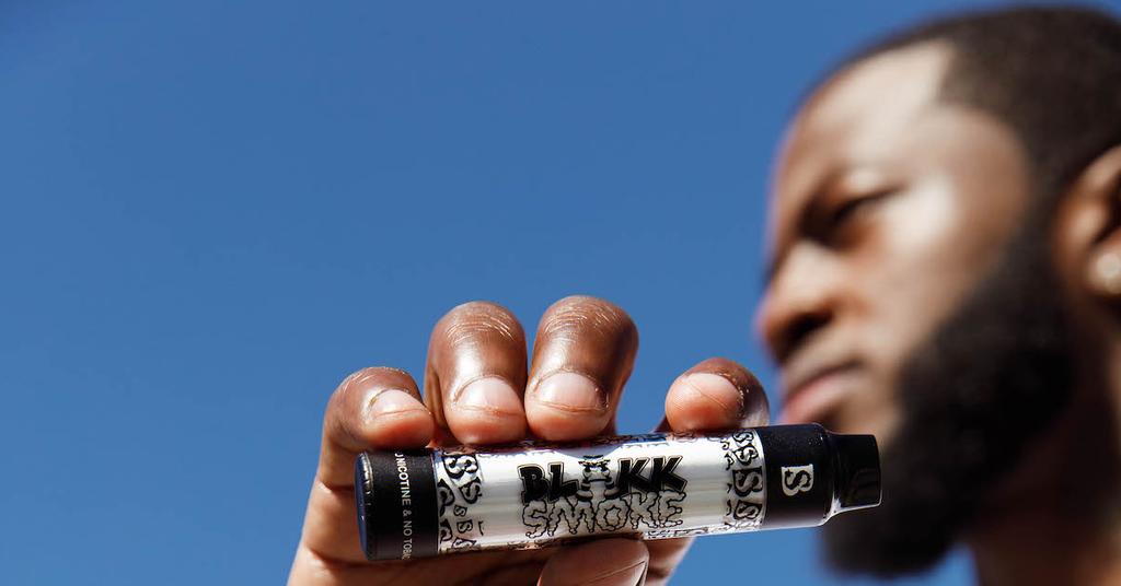 Blakk Smoke Is a Tobacco-Free, Nicotine-Free Hookah Pen by Black Tatted