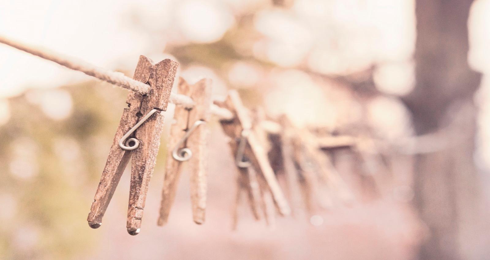 wooden laundry washing clothes line