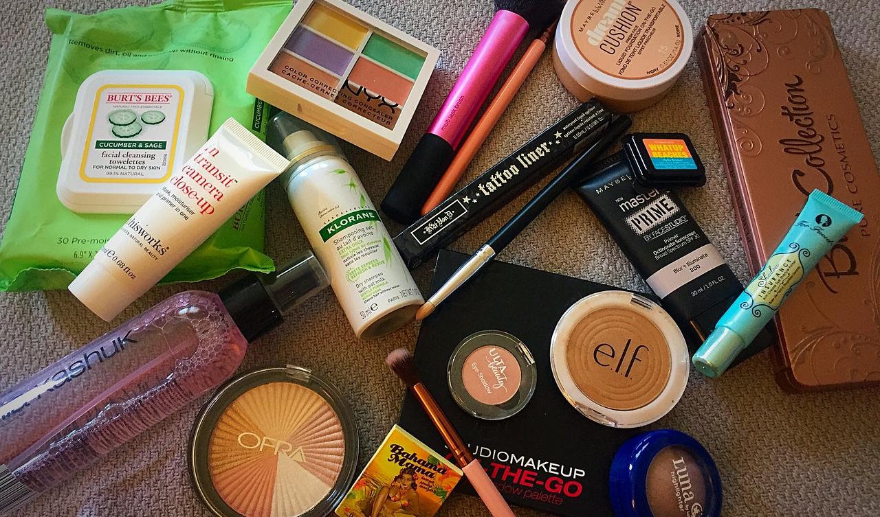 What Are Parabens And Phthalates? They're Hiding in Your Cosmetics