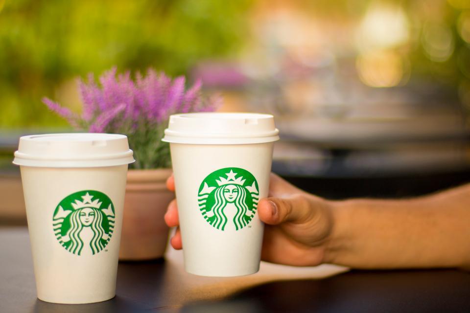 McDonald's, Starbucks to work toward recyclable/compostable cup