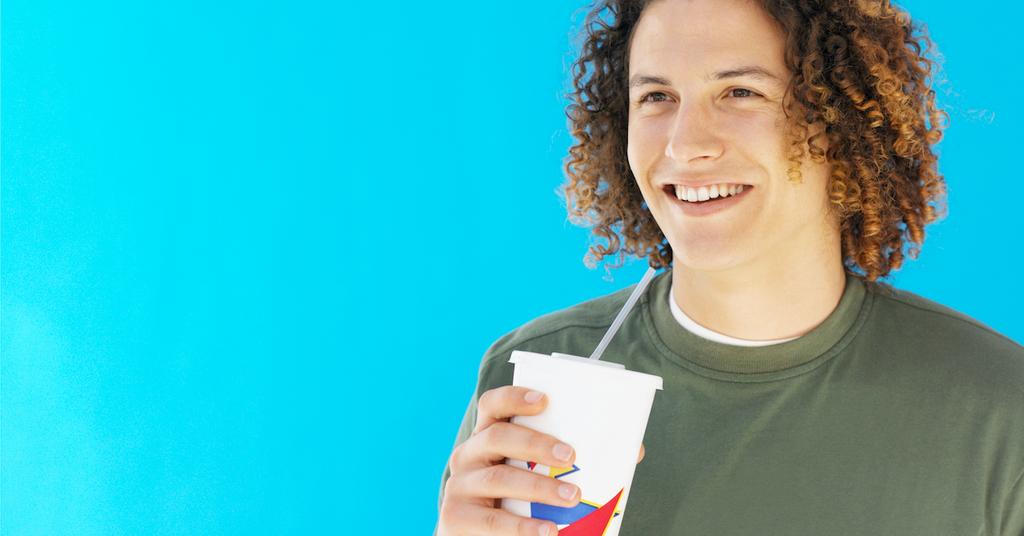 Where Are Straws Banned? Cities, Restaurants, Hotels, and More