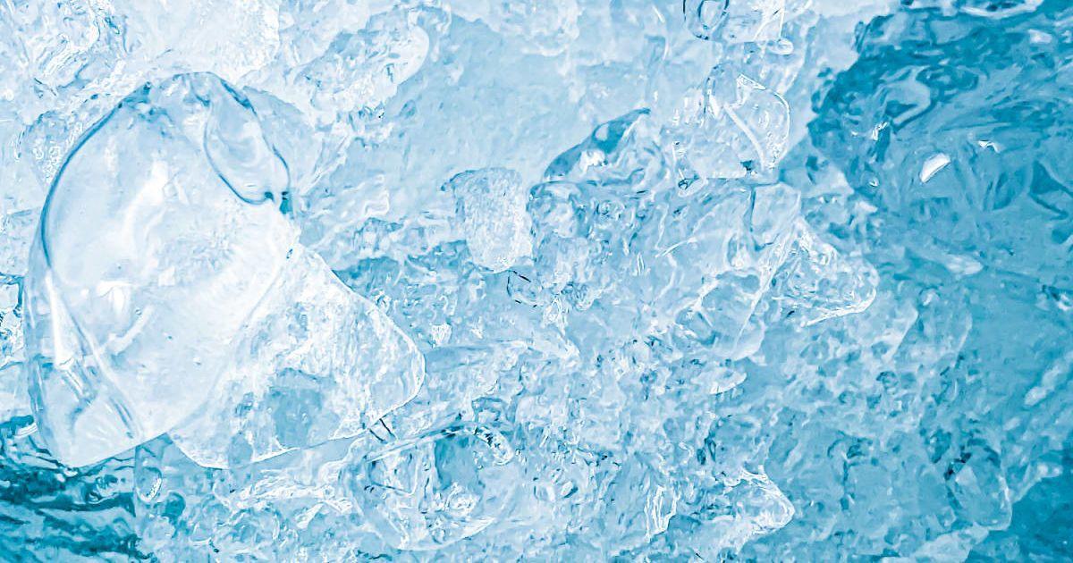 Crystals switching between liquid and solid state of matter. (Representative Image Source: Getty Images | Chaikrit Sutthi)