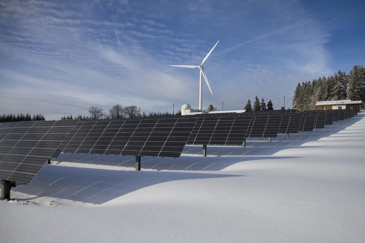 solar panels snow