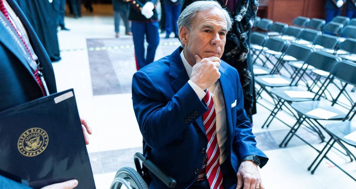 governor abbott texas phone ban