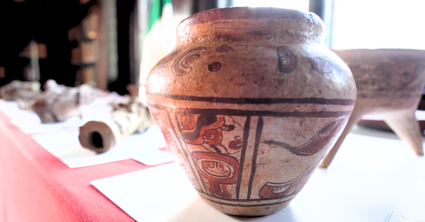 Closeup of the Mayan Vase and other artifacts
