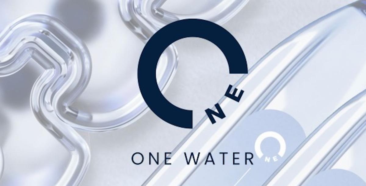 35% Carbon Footprint Reduction? How One Water’s Bottle Design Is Setting a New Industry Standard