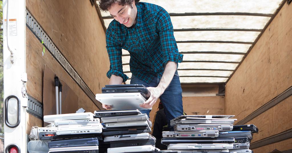 How to Wipe a Computer Before Recycling It