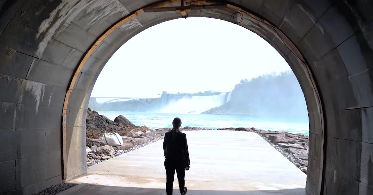 Niagara Falls Tunnel Tour