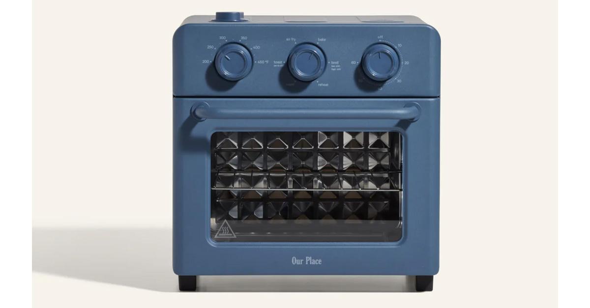 blue retro-looking air fryer 