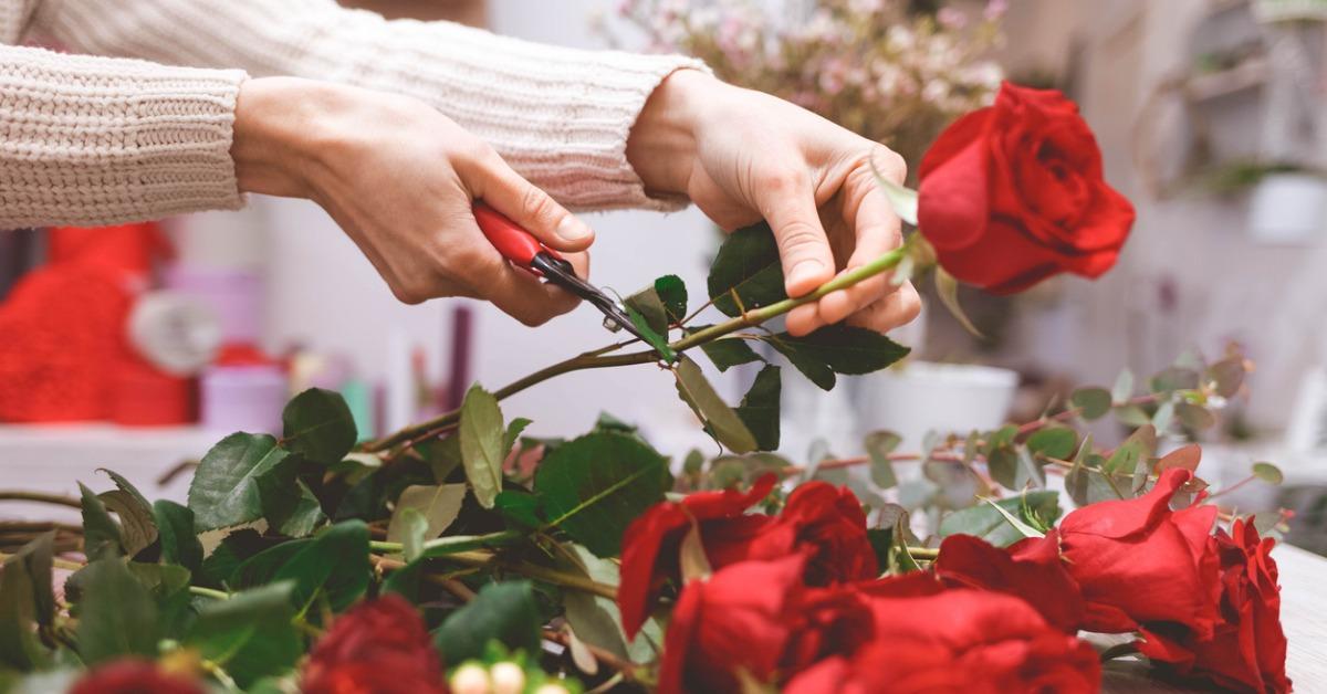 How To Make Rose Water