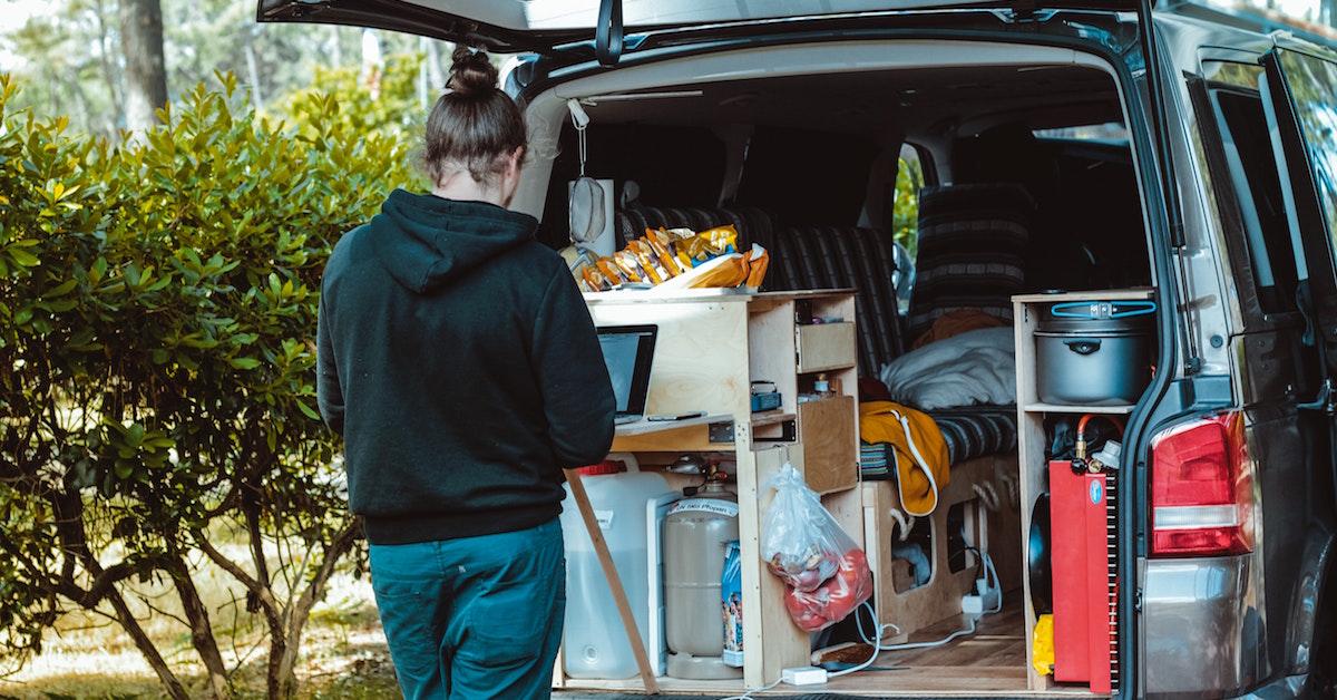 Vanlifer working out of van