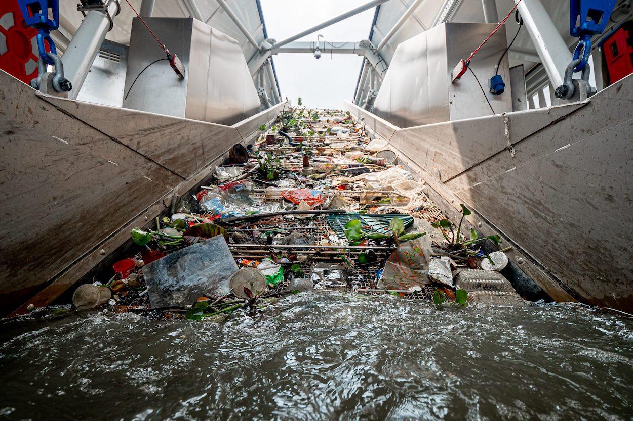 the ocean cleanup interceptor innovation