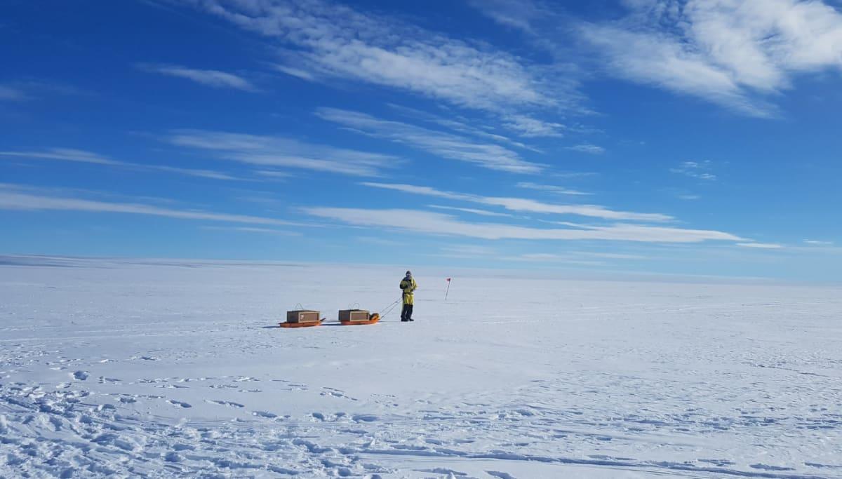 pn/fff ba ee  ffadfaf