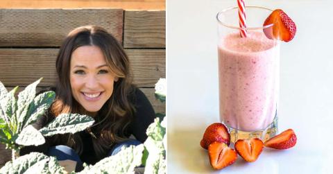 (L) Jennifer Garner in her garden. (Cover Image Source: Instagram | @jennifer.garner) | (R) A smoothie made of strawberries and other nutritious ingredients. (Representative Cover Image Source: Pexels | AS Photography)