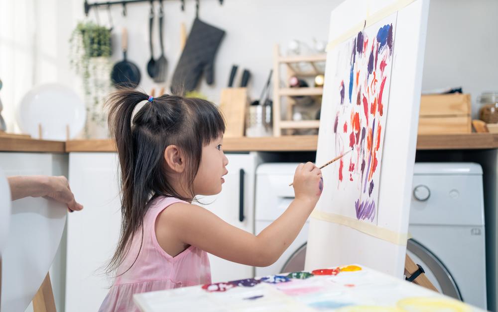 Spring Arts and Crafts Concepts for Toddlers and Youngsters