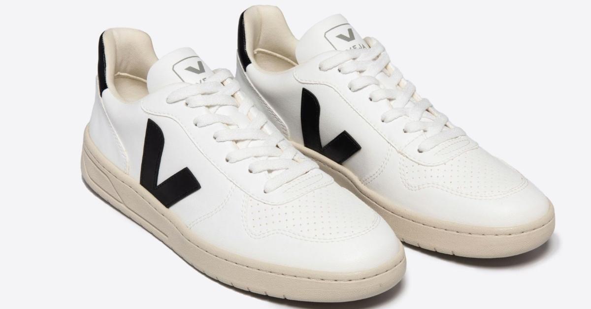 White VEJA vegan shoes with black accents. 