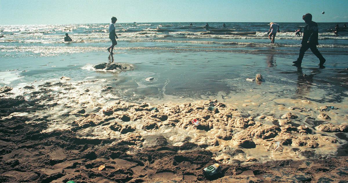 how ocean pollution impacts humans