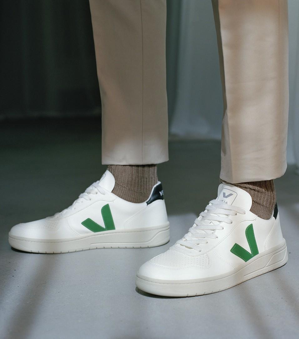 Veja's New Vegan Sneakers are Made With Corn Leather