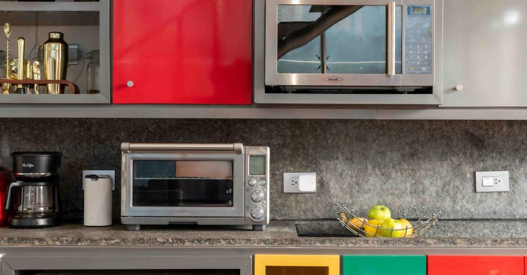 How To Try The Viral Microwave Cleaning Hack