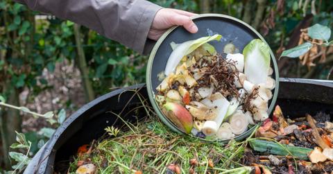 how to prepare compost for gardening