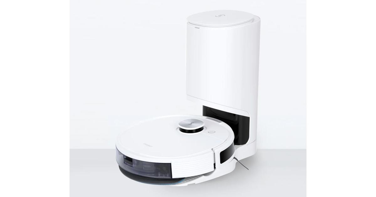 robot vacuum mop combo in white