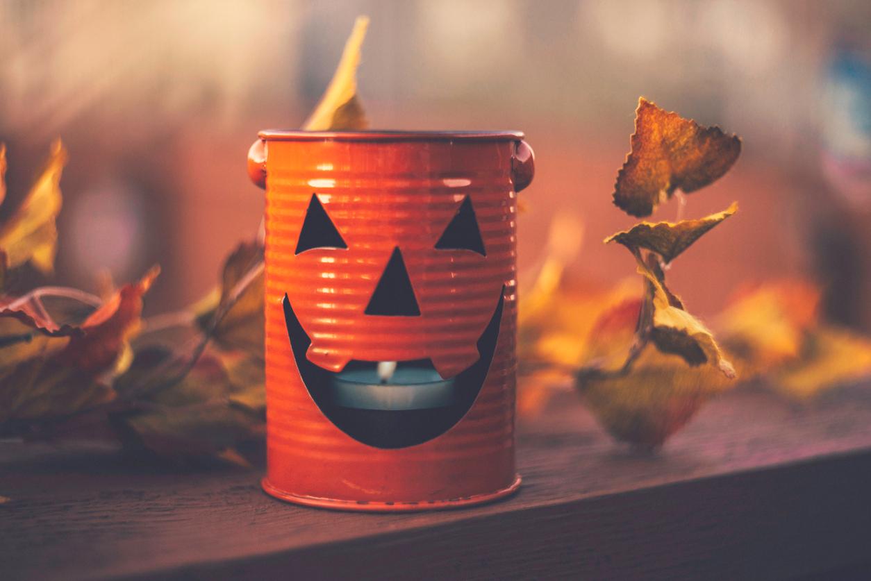 21 Zero Waste Halloween Decorations - Honestly Modern