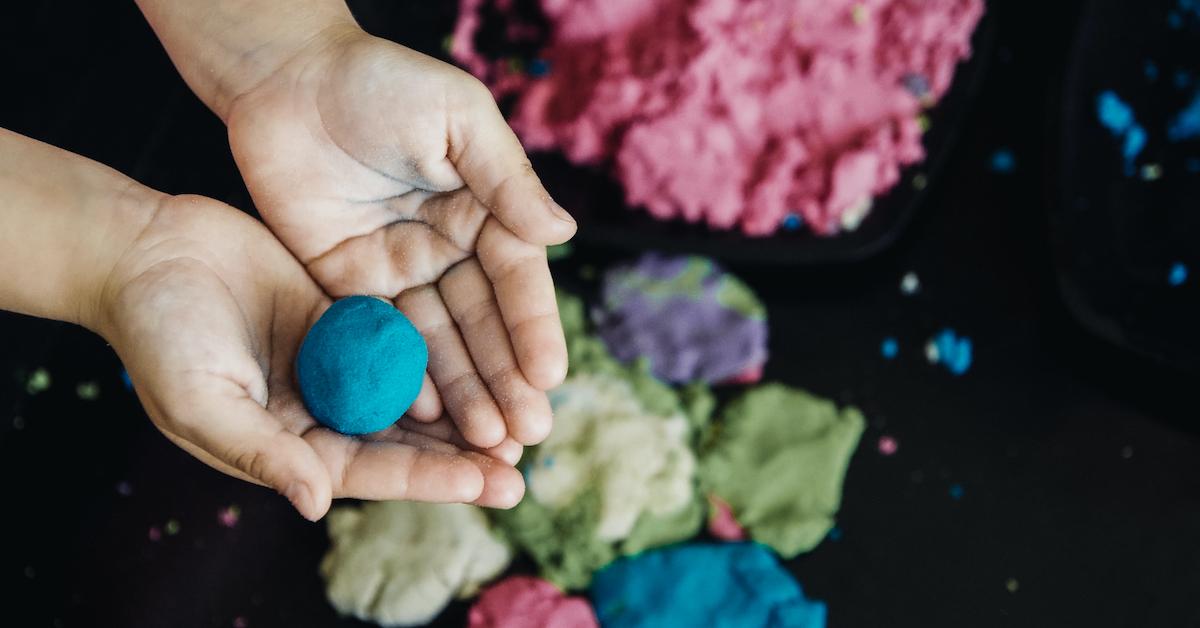 DIY Kinetic Sand