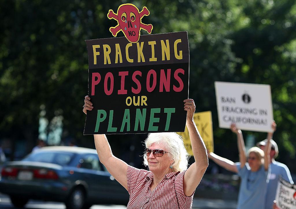 history of fracking in us protestor