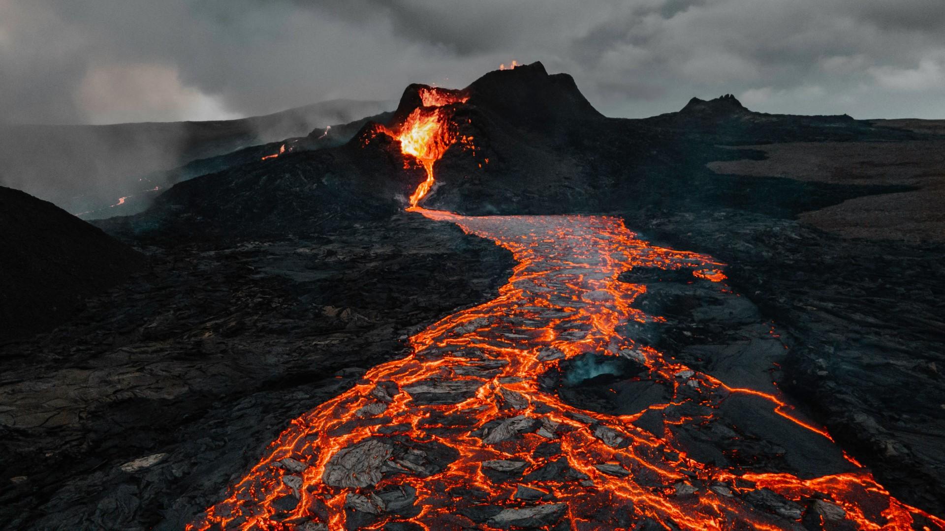 Lava pours down the size of a volcano