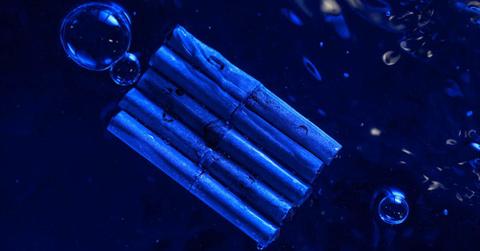 Multiple unsinkable metal tubes linked together in a raft formation could be the basis for the ships, buoys, and floating platforms of the future. (Cover Image Source: University of Rochester photo | J. Adam Fenster)