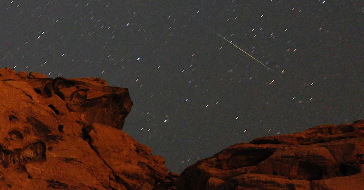 How to See the Christmas Comet This Holiday Season