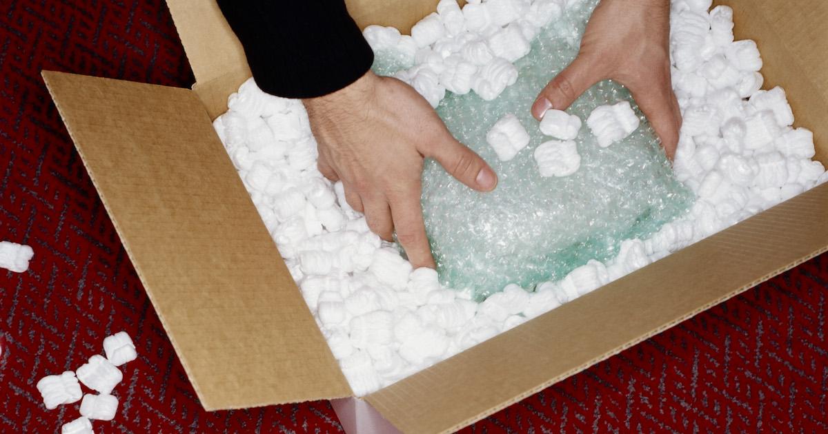 Bubble wrap redesigned to create pop-less packaging material