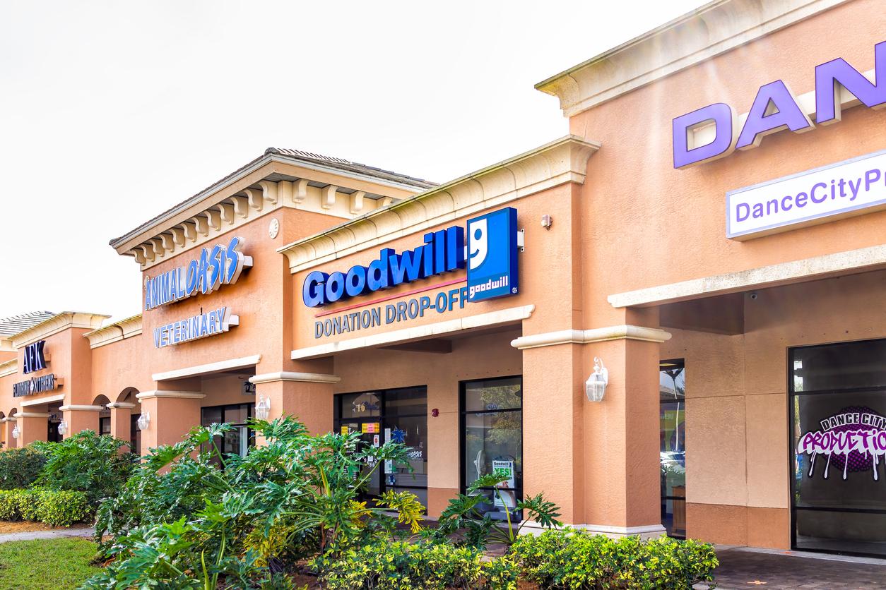 5 of the Best Thrift Stores in Orlando, Florida