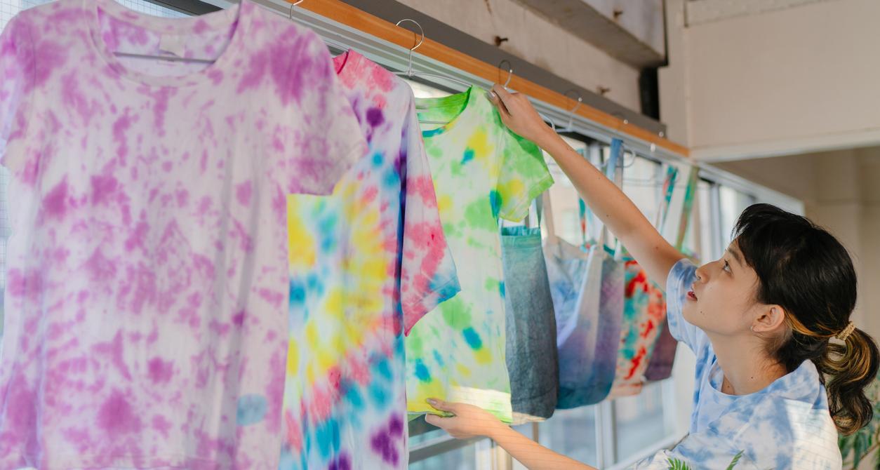 How to Wash Tie-Dye: An Easy-to-Follow Guide