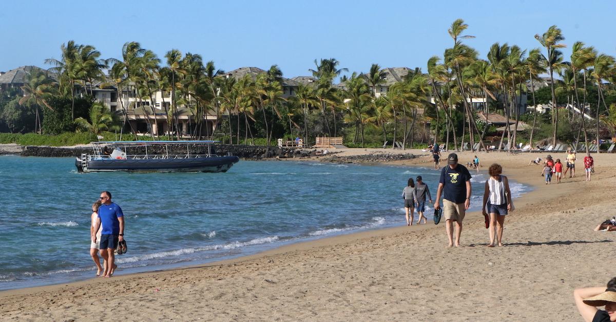 Hawai‘i Island’s ʻAnaehoʻomalu Bay