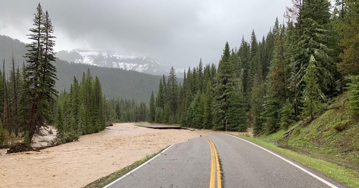 Severe Flooding Closes Yellowstone National Park